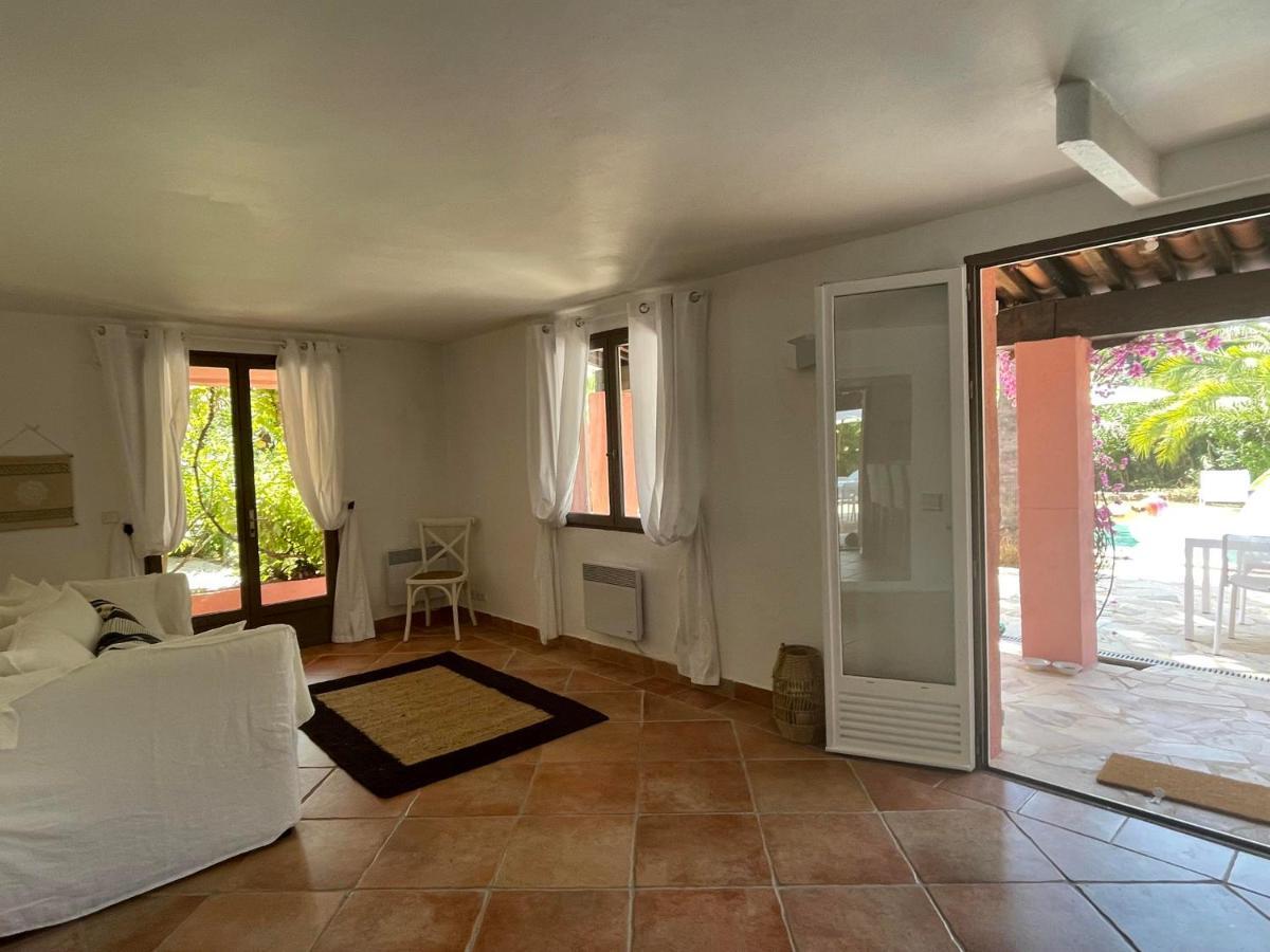 סן-מקסים Fantastic Pool Villa 900M To The Beach; With Extravagant Big Garden מראה חיצוני תמונה